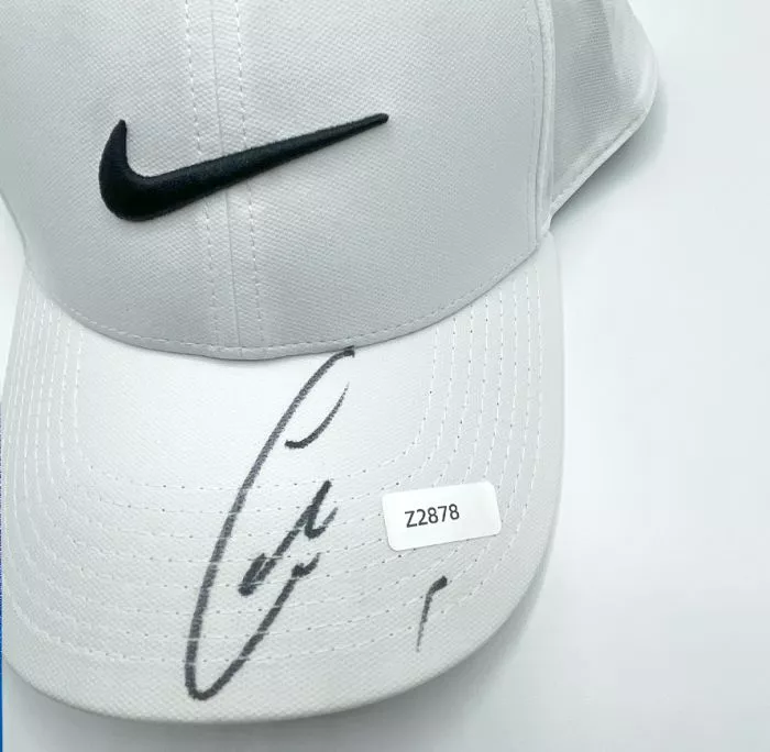 Icons WAREHOUSE SECONDS Carlos Alcaraz Signed Nike Dri-FIT Club Structured Swoosh Cap - Grade B
