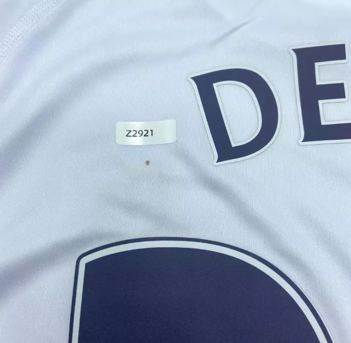 Icons WAREHOUSE SECONDS Dele Alli Signed Back Tottenham Hotspur Lab T-Shirt Grade A