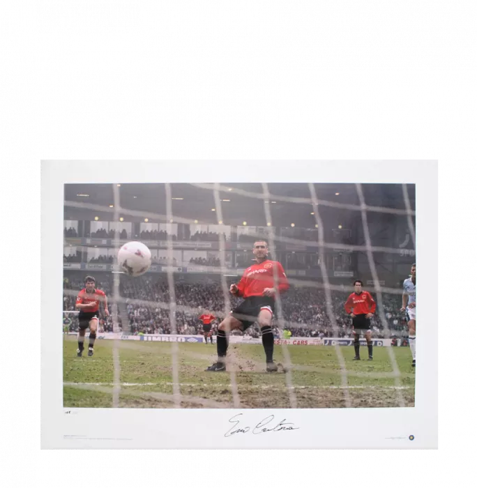Icons WAREHOUSE SECONDS Eric Cantona Signed Print - Penalty Vs Manchester City - Grade B