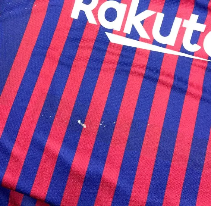 Icons WAREHOUSE SECONDS Lionel Messi Official Back Signed FC Barcelona 2018-19 Home Shirt - Grade D