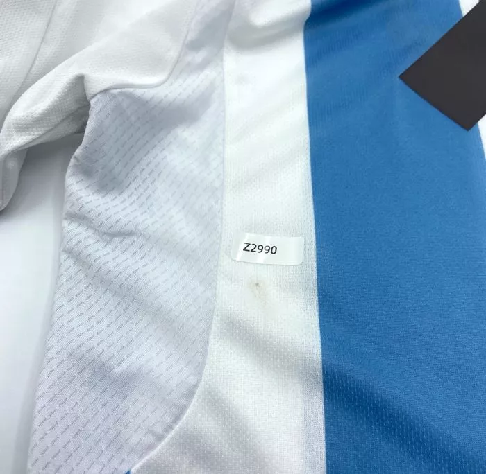 Icons WAREHOUSE SECONDS Lionel Messi Official Back Signed 3 Star Argentina 2022-23 Home Shirt With Fan Style Numbers - Grade B