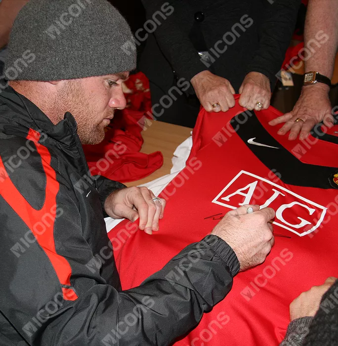 Icons Wayne Rooney Front Signed Manchester United 2009-10 Home Shirt In Classic Frame