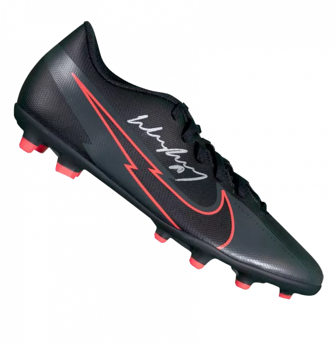 Icons Wayne Rooney Signed Black And Red Nike Mercurial Vapor Boot