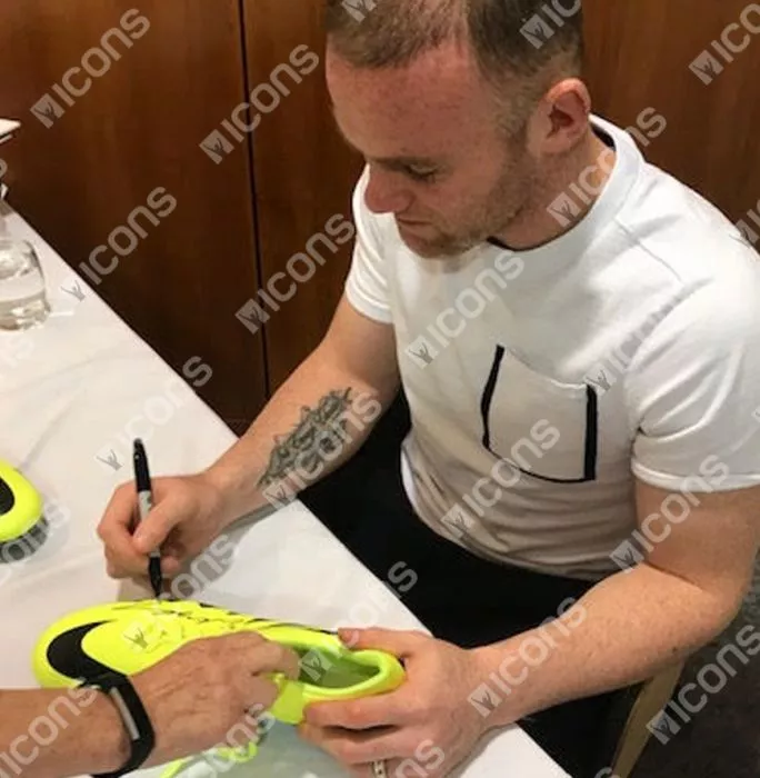 Icons Wayne Rooney Signed Green Nike Hypervenom Phade Boot