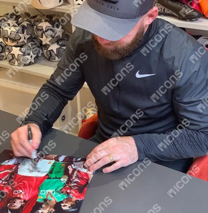 Icons Wayne Rooney Signed Manchester United Photo: 2008 UEFA Champions League Winner