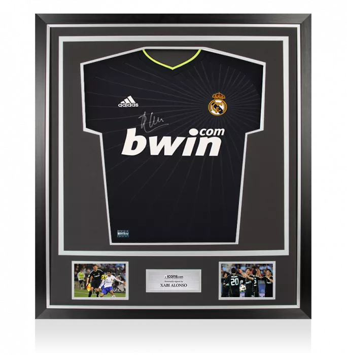 icons Xabi Alonso Front Signed Real Madrid 2010-11 Away Shirt In Classic Frame