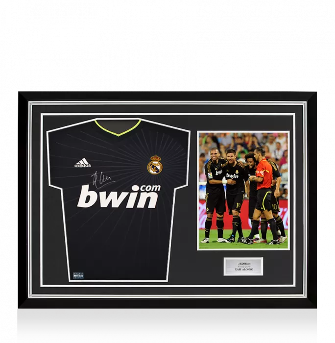 icons Xabi Alonso Front Signed Real Madrid 2010-11 Away Shirt In Hero Frame: Option 1