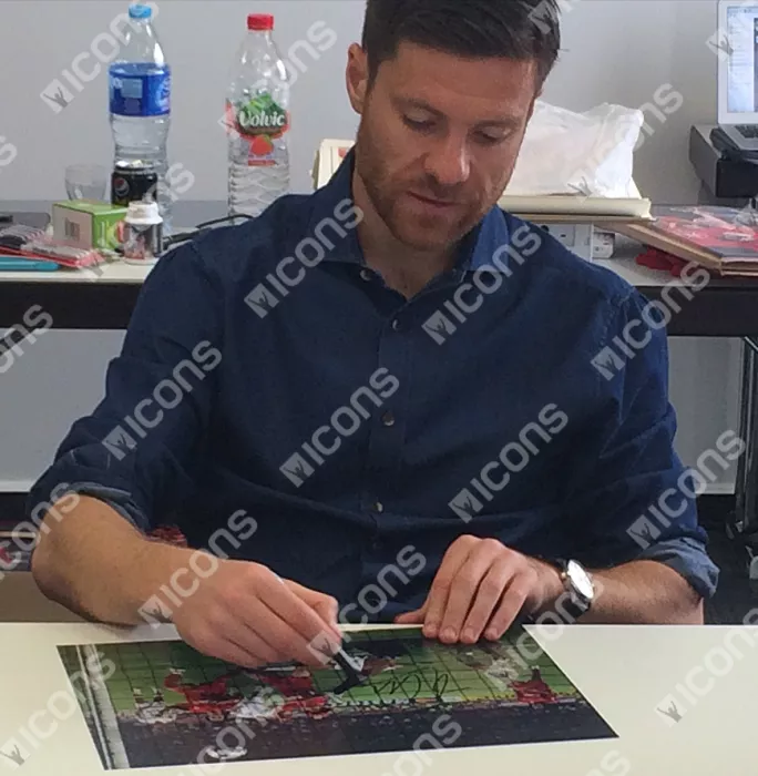 Icons Xabi Alonso Signed Liverpool Photo: 2005 UEFA Champions League Final Goal