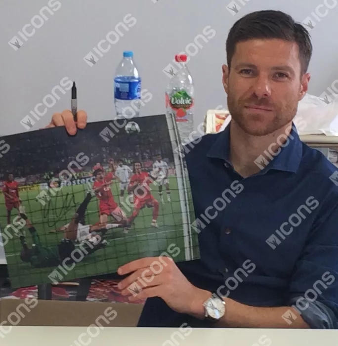Icons Xabi Alonso Signed Liverpool Photo In Black Wooden Frame: 2005 UEFA Champions League Final Goal