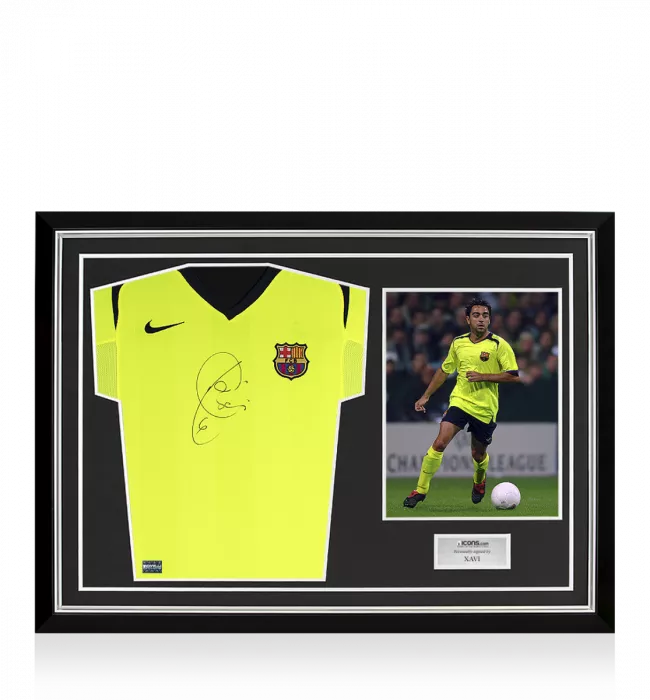 icons Xavi Front Signed FC Barcelona 2005-06 Away Shirt In Hero Frame: Option 1