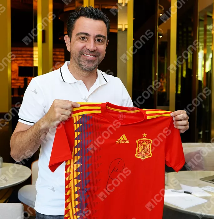 Icons Xavi Front Signed Spain 2018-19 Home Shirt In Classic Frame