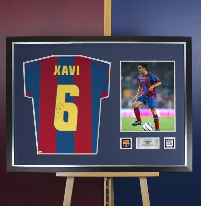 Icons Xavi Official FC Barcelona Back Signed And Framed 2004-05 Home Shirt Fan Style With Fan Style Number