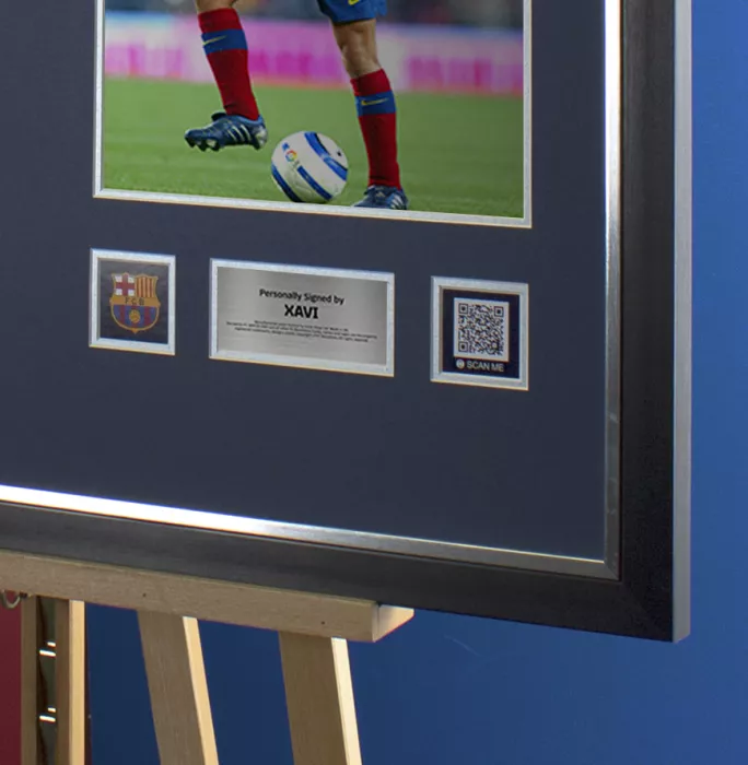 Icons Xavi Official FC Barcelona Back Signed And Framed 2004-05 Home Shirt Fan Style With Fan Style Number