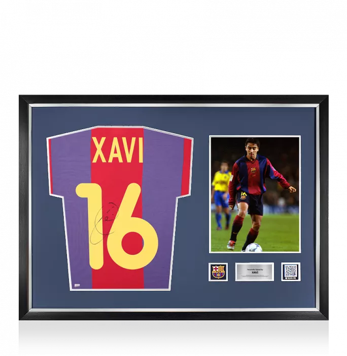 icons Xavi Official FC Barcelona Back Signed and Framed 2000-01 Home Shirt