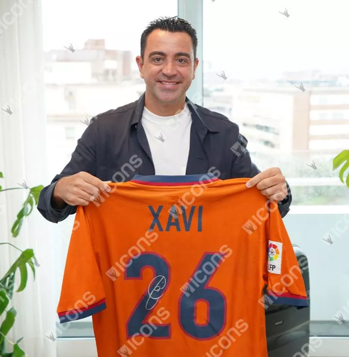 Icons Xavi Official FC Barcelona Back Signed And Framed 1998-00 Third Shirt