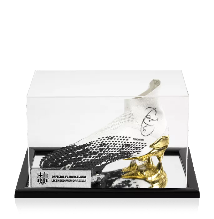 icons Xavi Official FC Barcelona Signed High Spec Adidas Predator Demonskin Boot In Acrylic Case