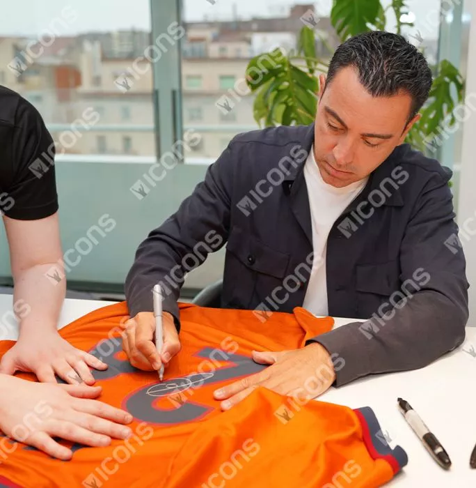 Icons Xavi Official UEFA Champions League Back Signed And Framed FC Barcelona 1998-00 Third Shirt