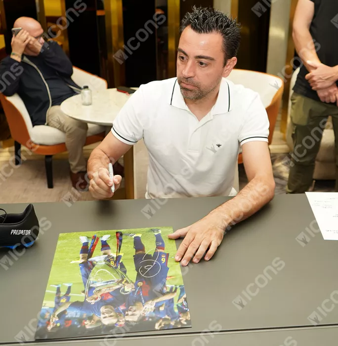 Icons Xavi Signed FC Barcelona Photo In Black Wooden Frame: Four-Time UEFA Champions League Winner