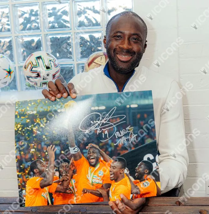 Icons Yaya Toure Signed Ivory Coast Photo In Black Wooden Frame: 2015 Africa Cup Of Nations Winner