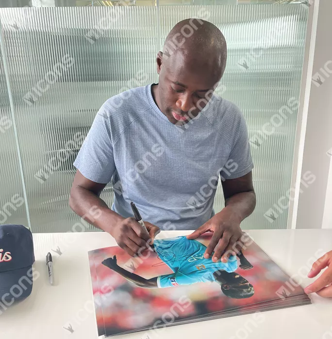 Icons Yaya Toure Signed Manchester City Photo In Premium Photo Frame: FA Cup Semi-Final Goal