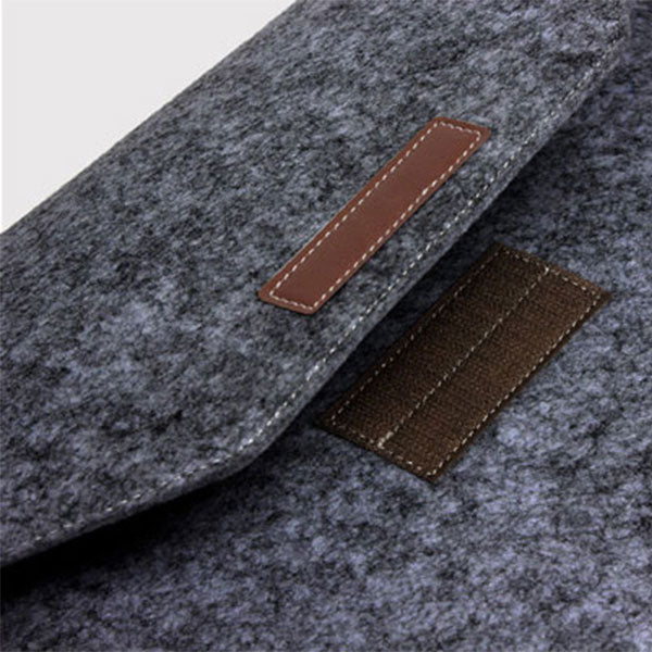 Ikase Wool Felt Black - Macbook Sleeve - Macbook Air Pro Retina M1 M2 13" 13.6" Inch