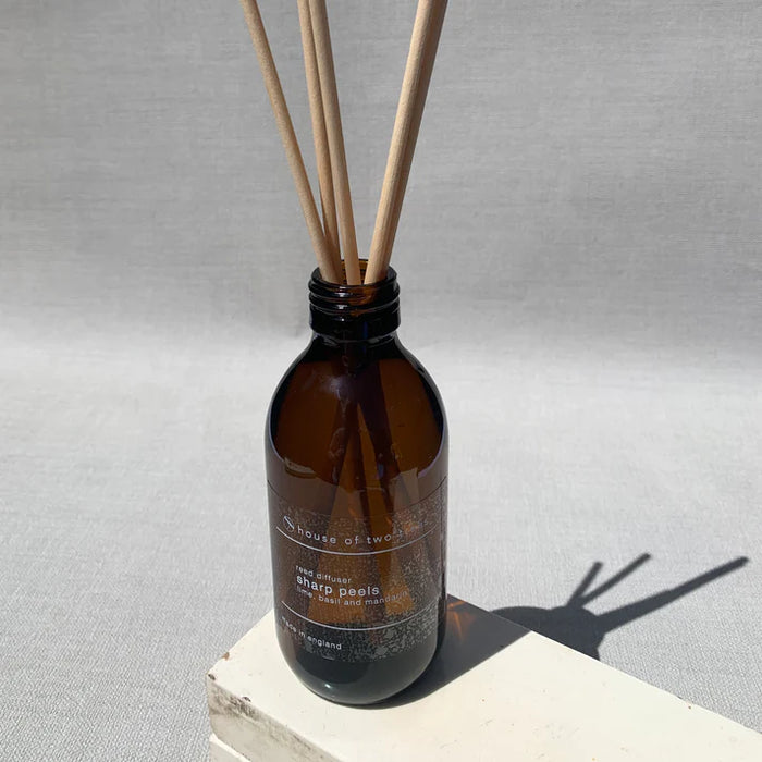 Ikon House Of Two Trees Sharp Peels Reed Diffuser