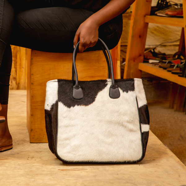 ikwetta Dixie hair on Black and white