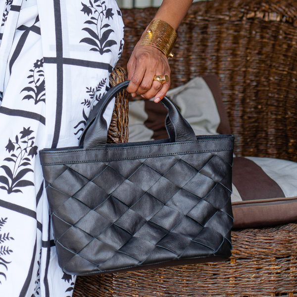 ikwetta Elba Tote Black