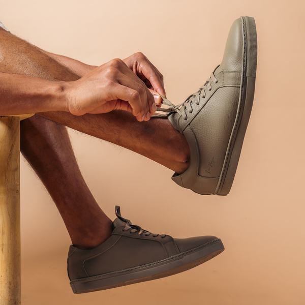 ikwetta I am Kenyan Low Top in Olive Green