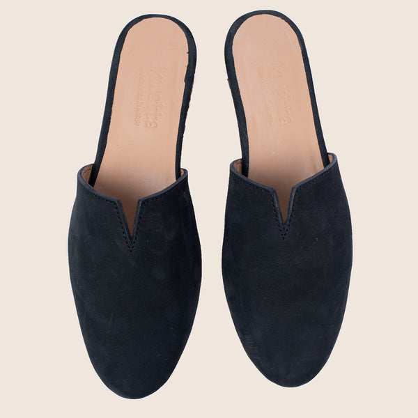 ikwetta maya mule black suede