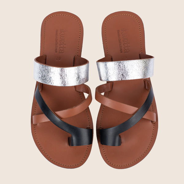 Ikwetta Toe Cross Strap Black
