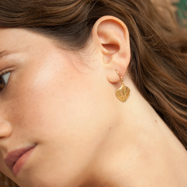 Ileana Makri 18k Rose Gold Hydrangea Petal Earrings