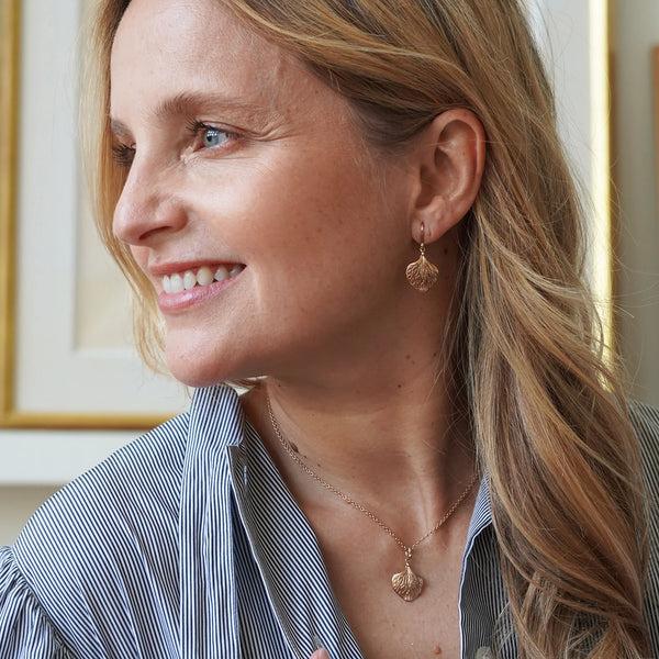 Ileana Makri 18k Rose Gold Hydrangea Petal Pendant