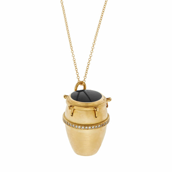 ileana makri Black Conga