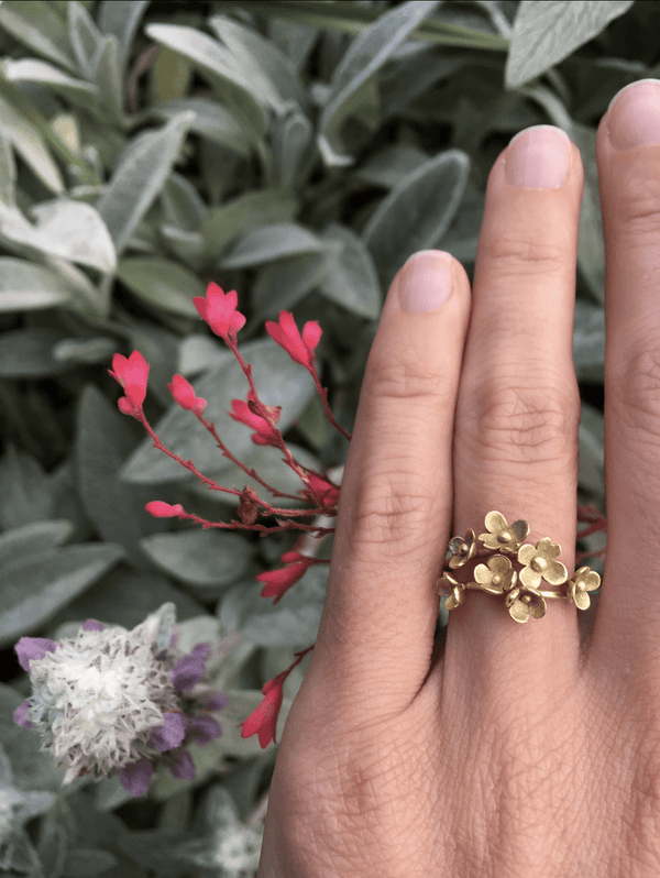 Ileana Makri Blooming 3 Flower Ring