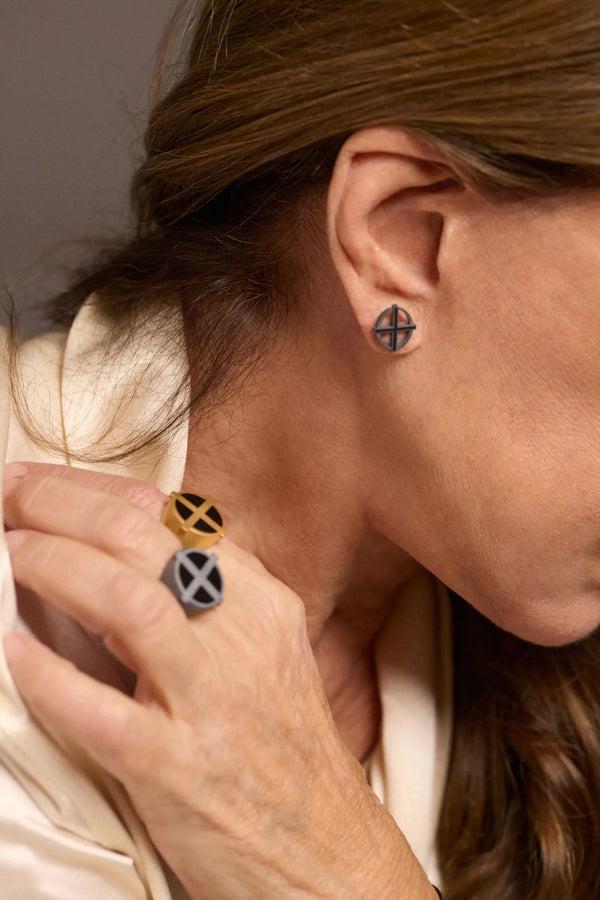 Ileana Makri Coda Single Stud OX-EN-BLK