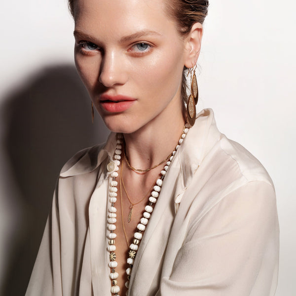 Ileana Makri Diamond Leaf Pendant