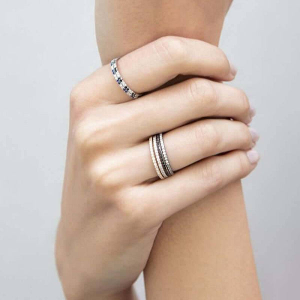 Ileana Makri Diamond Thread Band W-D