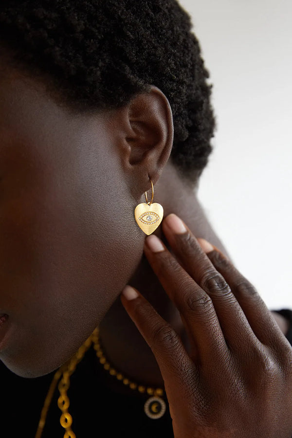 Ileana Makri Eye Love Hoops YP