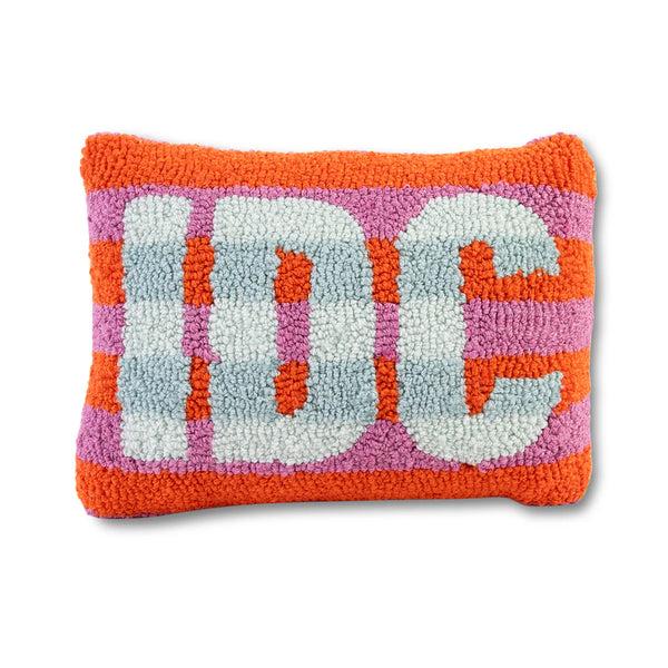 ileana makri IDC (I don't care)