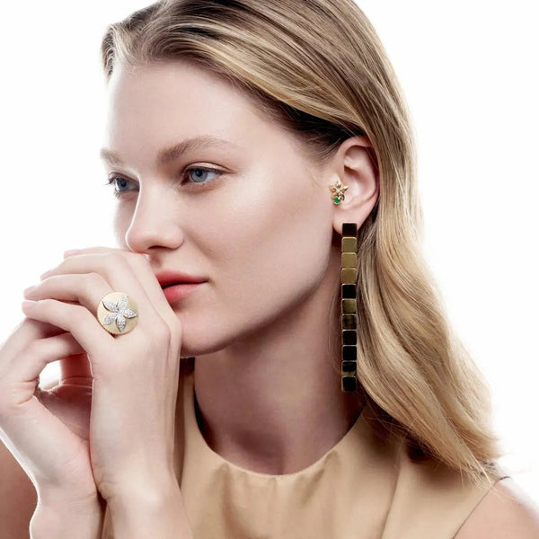 Ileana Makri Mini Emerald Bloom Studs Y-D