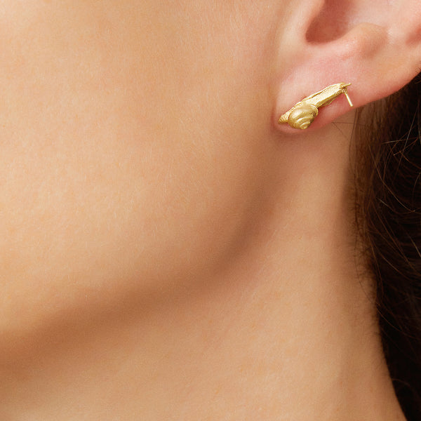 Ileana Makri Snail Stud