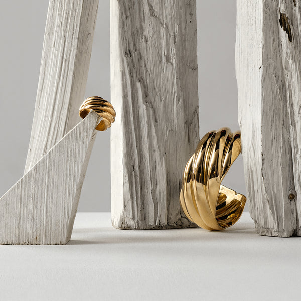 Ileana Makri Wave Cuff Bracelet