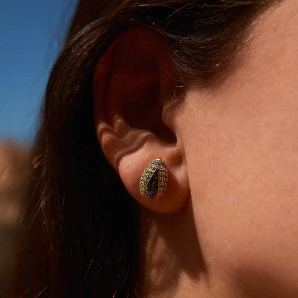 Ileana Makri Mini Scarab Pave Tsavorite Fly Wings Stud