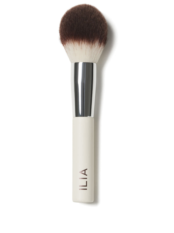 ilia beauty Finishing Powder Brush