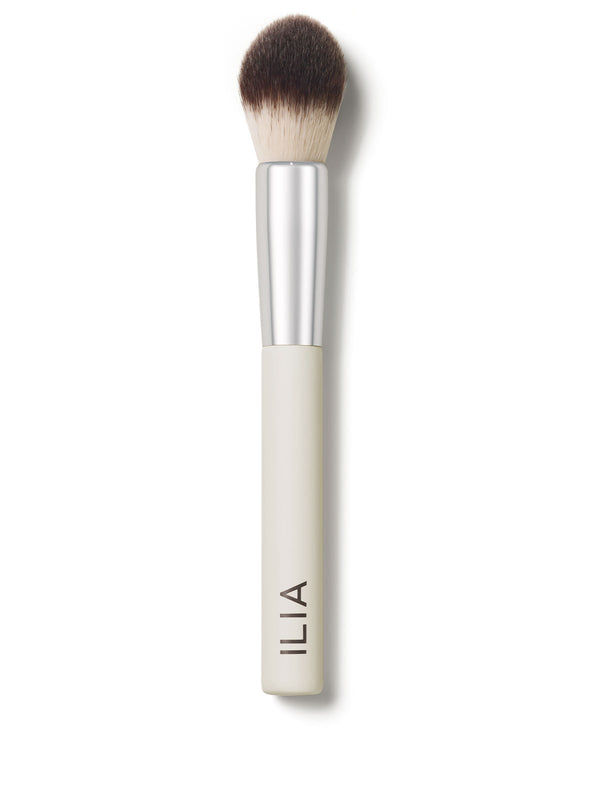 ilia beauty Precision Powder Brush