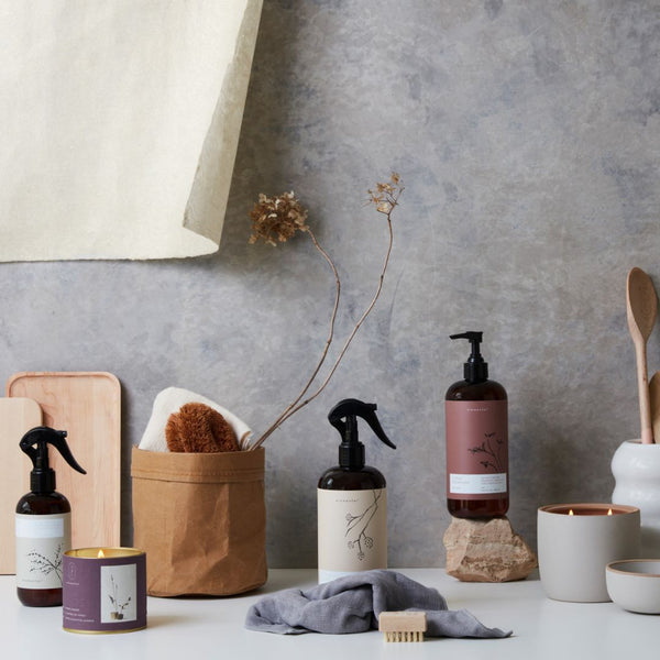 Illume Citrus Cedarleaf Natural Tin Candle