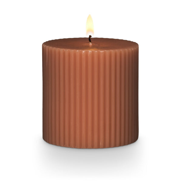 Illume Terra Tabac Small Fragranced Pillar Candle