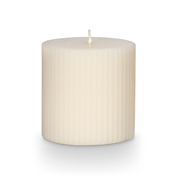 Illume Winter White Small Fragranced Pillar Candle