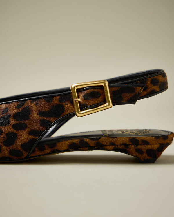 Imagine Vince Camuto Valther Mule Camel/Black